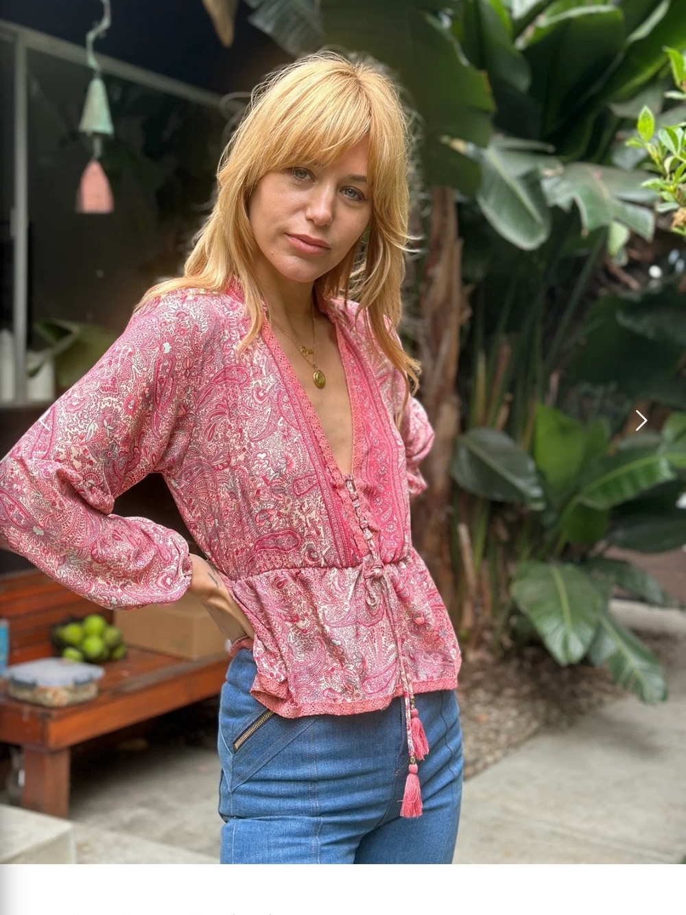 Women’s Pink Paisley V-Neck Tie-Waist Blouse
